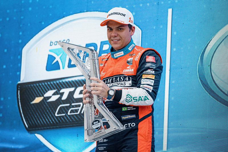 Foi a terceira vitória de Bruno Baptista em Cascavel e a quinta na Stock Car (Marcelo Machado de Melo/Stock Car)